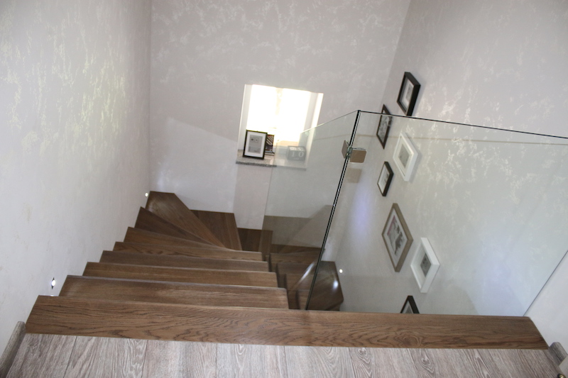 финишная отделка лестницы на второй этаж фото
